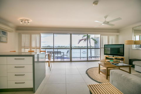 Noosa Shores Resort - Perths Hotel 4