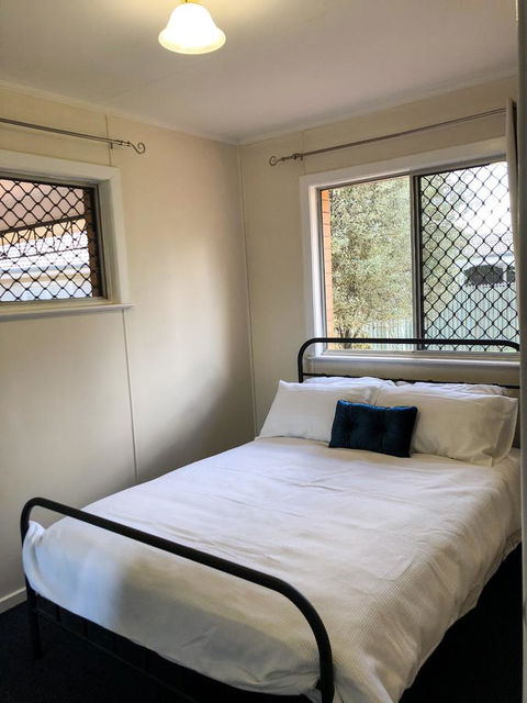 Picnic Point Villas - Perths Hotel 11