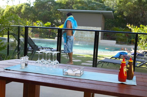 Agnes Water Beach Club - Perths Hotel 8