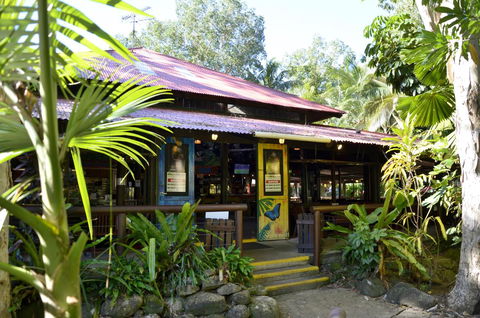 PK\'s Jungle Village - Perths Hotel 14