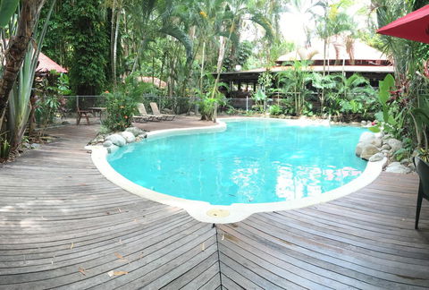 PK\'s Jungle Village - Perths Hotel 11