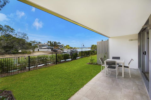 Jacaranda Noosa - Perths Hotel 26