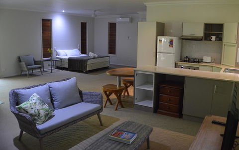 Eco Village Mission Beach - Perths Hotel 18
