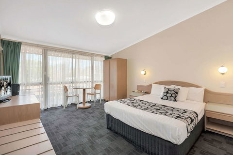 Econo Lodge Toowoomba Motel & Events Centre - Perths Hotel 1