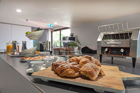 Econo Lodge Toowoomba Motel & Events Centre - Perths Hotel 7