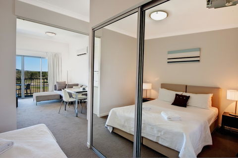 The Point Resort - Perths Hotel 16