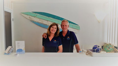 Surfers Chalet - Perths Hotel 8