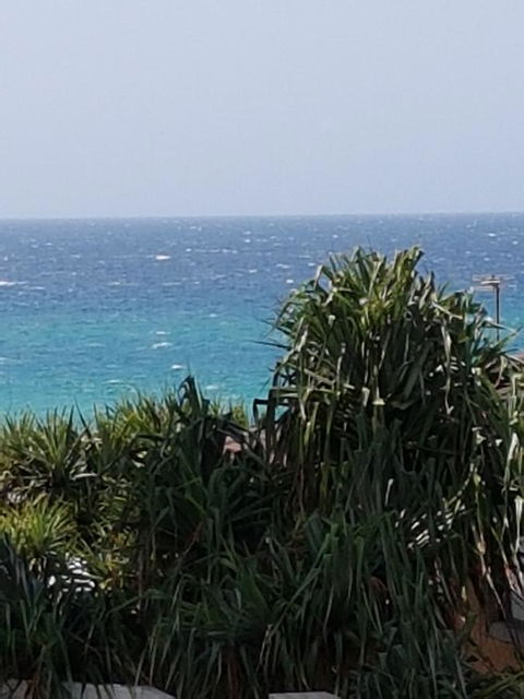 Surfers Chalet - Perths Hotel 27