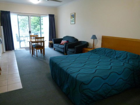 Madison Ocean Breeze Apartments - Perths Hotel 28