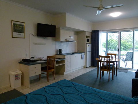 Madison Ocean Breeze Apartments - Perths Hotel 22