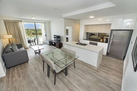 Empire Apartment Hotel Rockhampton - Perths Hotel 18