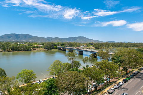 Empire Apartment Hotel Rockhampton - Perths Hotel 36