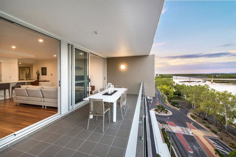 Empire Apartment Hotel Rockhampton - Perths Hotel 11