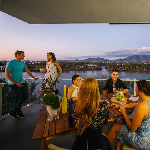 Empire Apartment Hotel Rockhampton - Perths Hotel 16