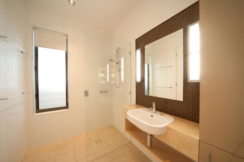 The Boathouse Apartments - Perths Hotel 13