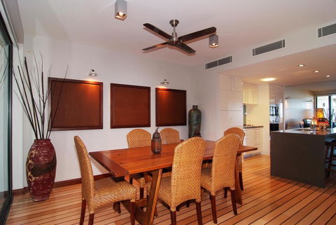 The Boathouse Apartments - Perths Hotel 12