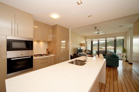 The Boathouse Apartments - Perths Hotel 11