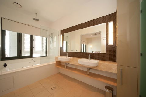 The Boathouse Apartments - Perths Hotel 16