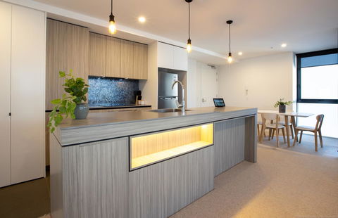 Qube Broadbeach - Perths Hotel 12