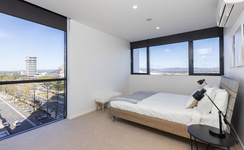 Qube Broadbeach - Perths Hotel 7