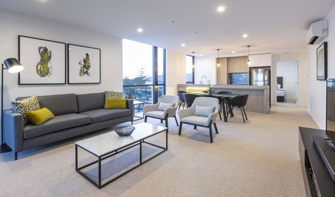 Qube Broadbeach - Perths Hotel 37