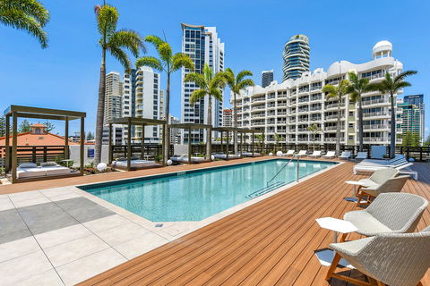 Qube Broadbeach - Perths Hotel 26