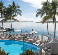 Noosa Pacific Riverfront Resort - Perths Hotel