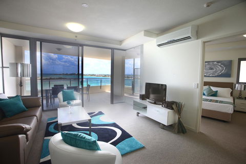 Monaco Caloundra - Perths Hotel 21