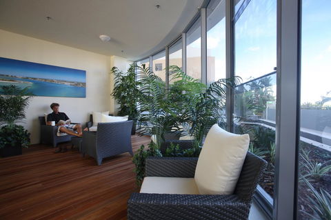 Monaco Caloundra - Perths Hotel 16