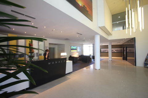 Monaco Caloundra - Perths Hotel 4