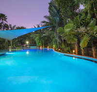 Oasis at Palm Cove - Perths Hotel