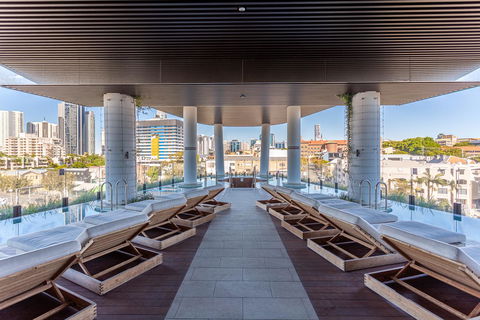 Hostrelax Residences On Alfred - Perths Hotel 2
