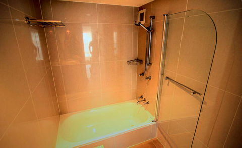 Grosvenor Beachfront Apartments Surfers Paradise - Perths Hotel 34