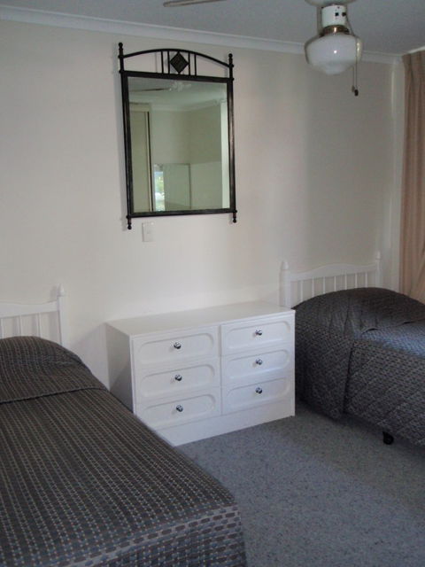 Grosvenor Beachfront Apartments Surfers Paradise - Perths Hotel 28
