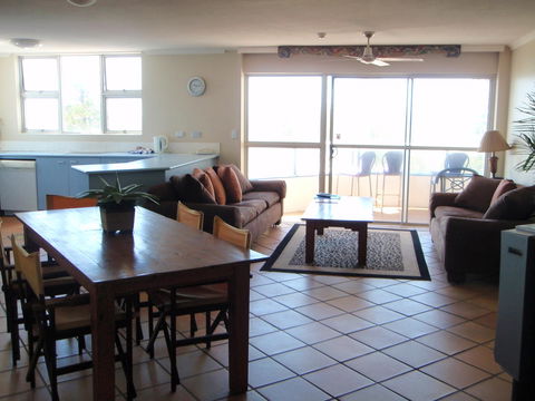 Grosvenor Beachfront Apartments Surfers Paradise - Perths Hotel 22