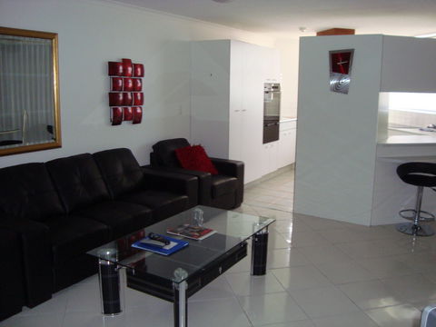 Grosvenor Beachfront Apartments Surfers Paradise - Perths Hotel 36