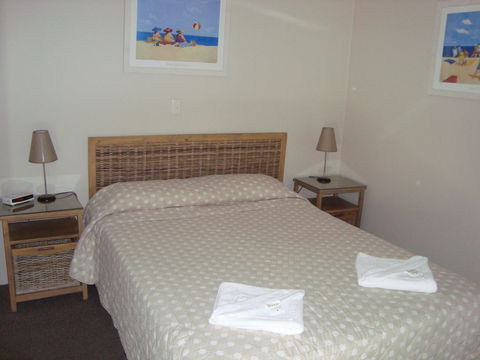 Grosvenor Beachfront Apartments Surfers Paradise - Perths Hotel 13