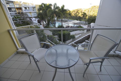 Seachange Coolum Beach - Perths Hotel 28