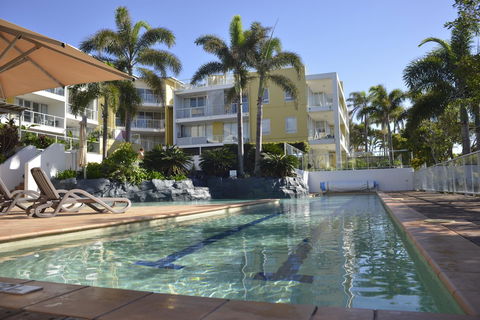 Seachange Coolum Beach - Perths Hotel 16