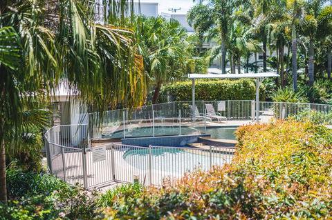 Coolum At The Beach - Perths Hotel 13