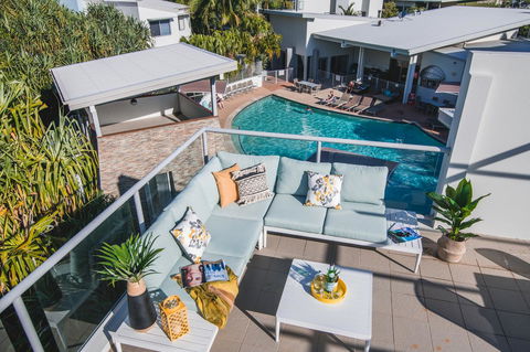 Coolum At The Beach - Perths Hotel 0