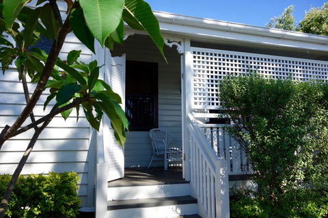 Frangipani House - Perths Hotel 1