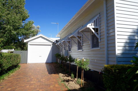 Frangipani House - Perths Hotel 35