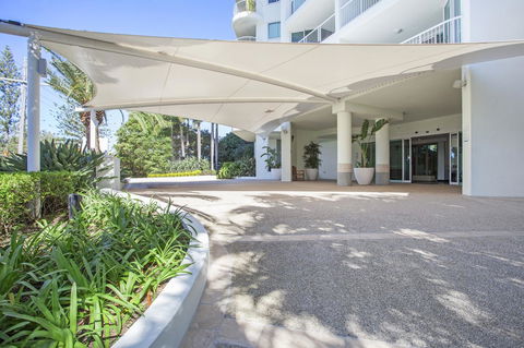 Crystal Bay On The Broadwater - Perths Hotel 1