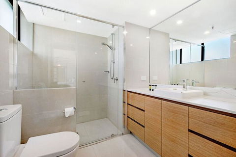 ULTIQA Beach Haven On Broadbeach - Perths Hotel 24