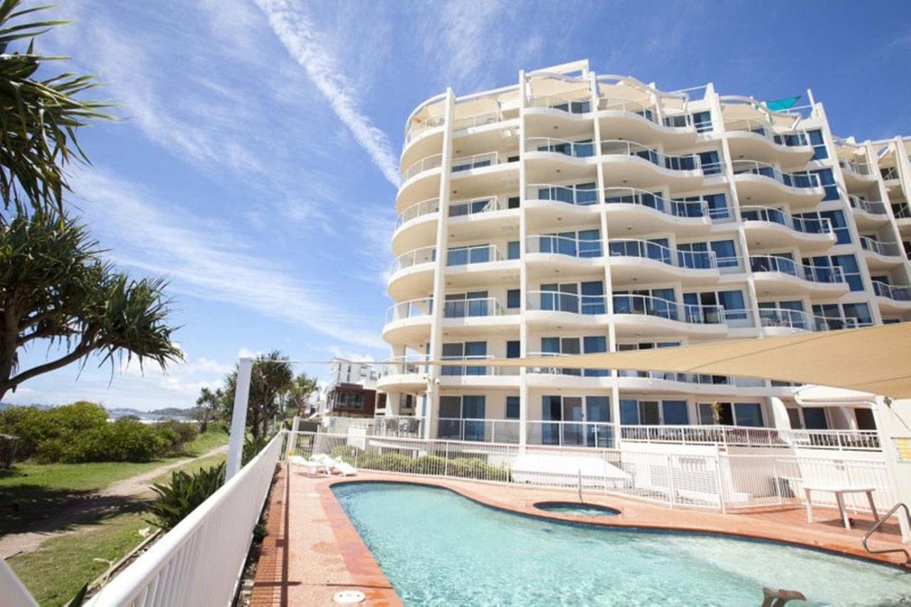Palm Beach QLD Perths Hotel
