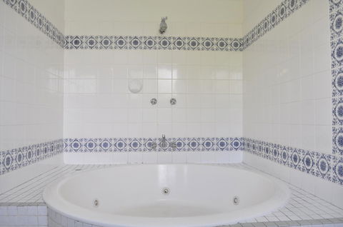 Alexandra Park Motor Inn - Perths Hotel 42