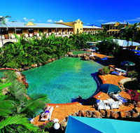 Palm Royale Cairns - Perths Hotel