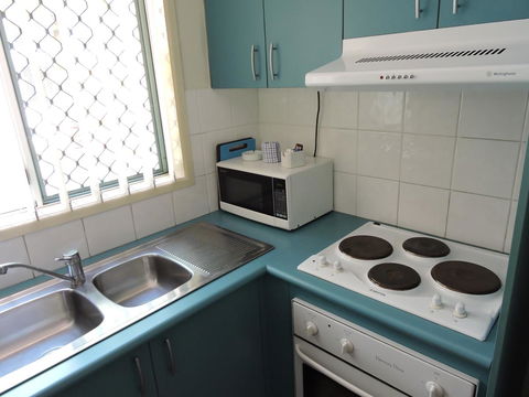 Surfers Beach Resort One - Perths Hotel 42