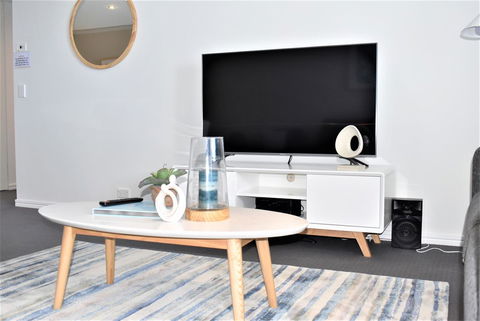 Gold Coast Private Apartments - H Residences, Surfers Paradise - Perths Hotel 14